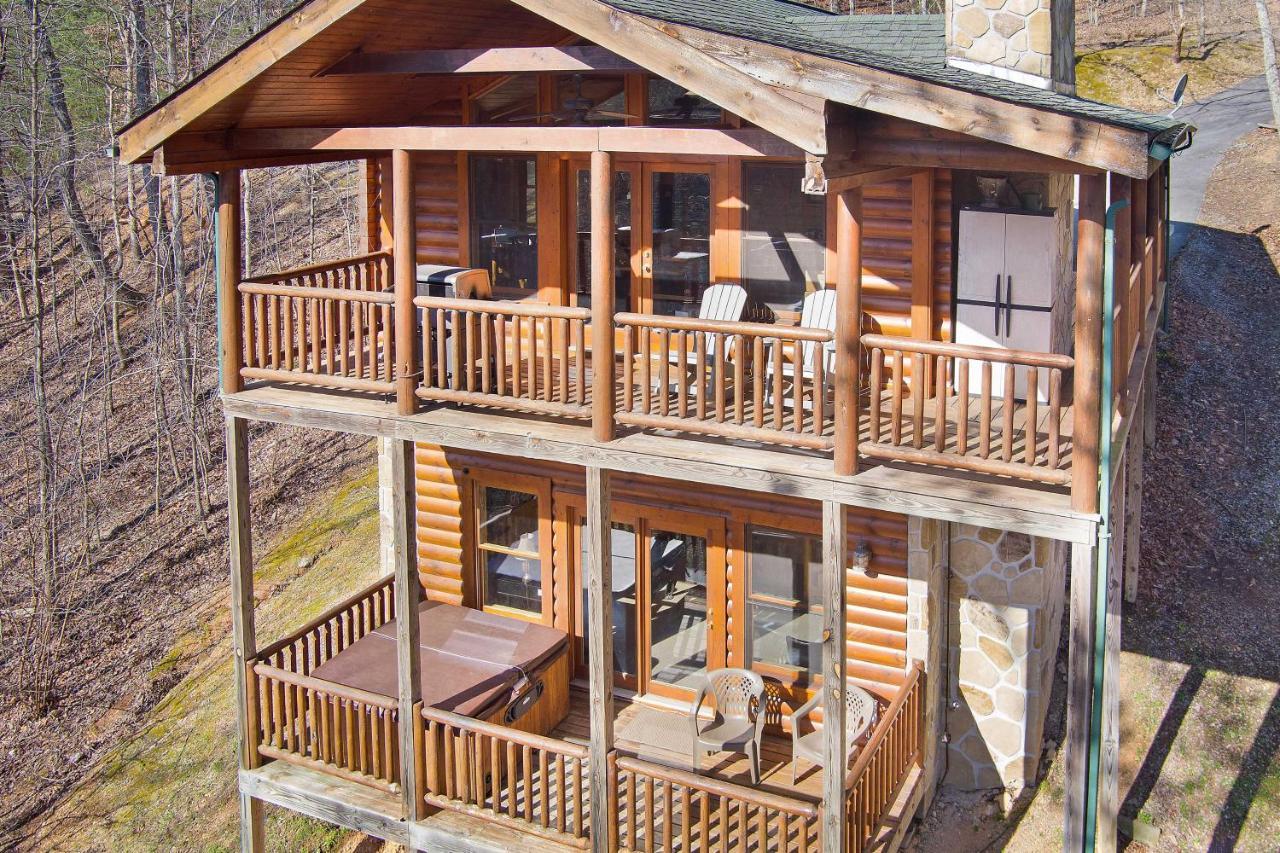 Private Smoky Mtn Log Home With 2 Decks And Hot Tub! Pigeon Forge Exteriör bild