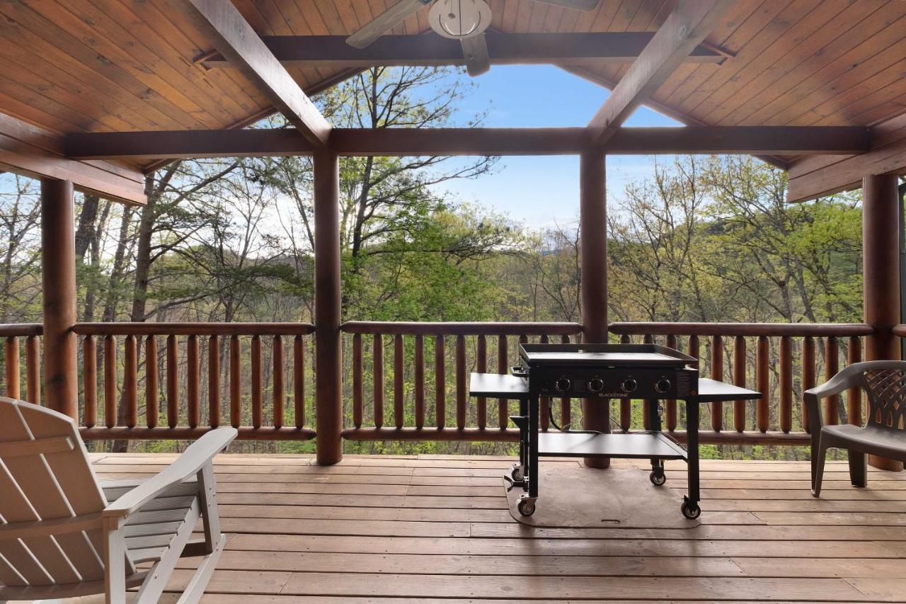 Private Smoky Mtn Log Home With 2 Decks And Hot Tub! Pigeon Forge Exteriör bild